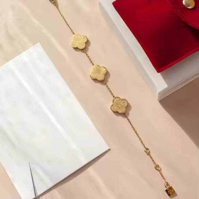 Bracelet de calligraphie triple quadrilobe - Shukr, Sabr, Tawakkul